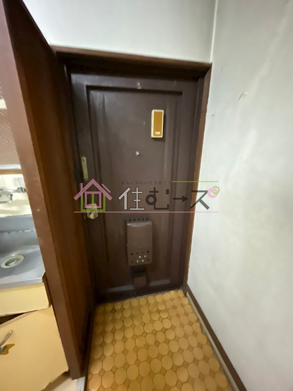 グロー玉出 玄関