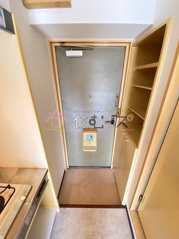 メゾンエトナ 玄関