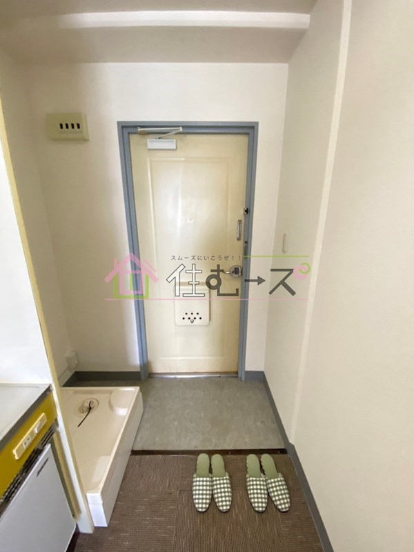 エクセレント中道 玄関