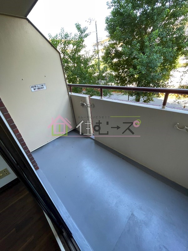 ライオンズマンション新大阪第3 ベランダ