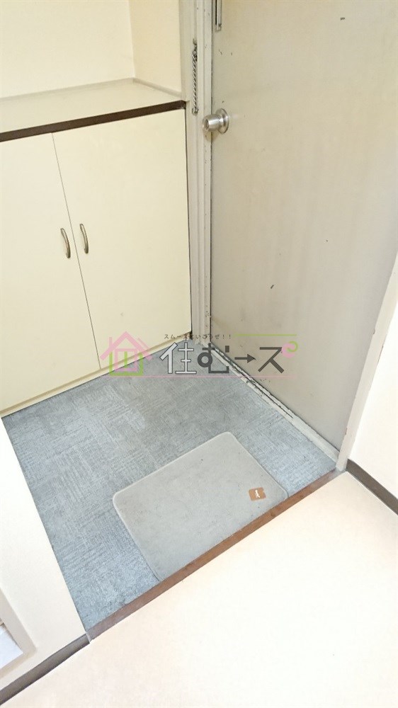 中山ハイツ 玄関