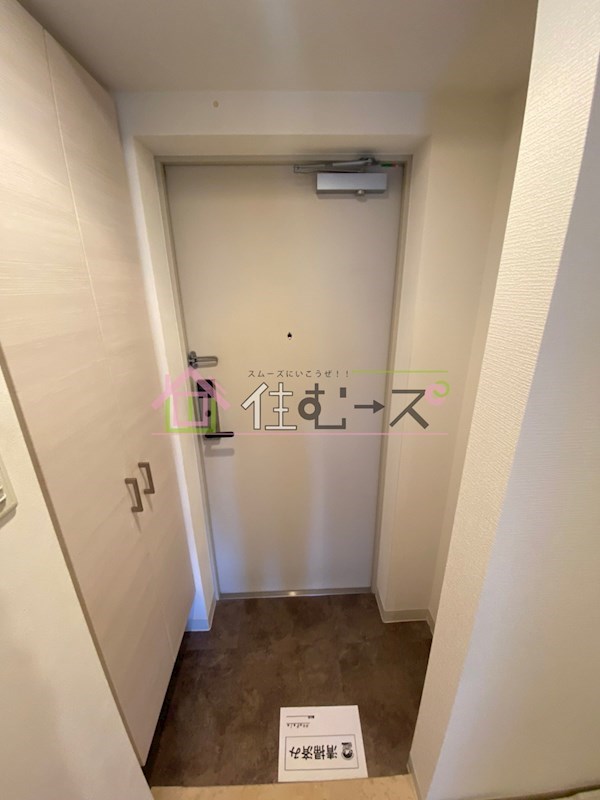 エスリード新大阪サウス 玄関