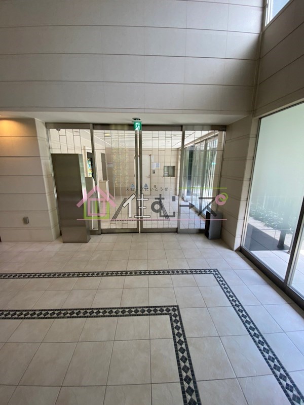 エスリード新大阪サウス ロビー