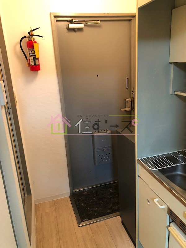 コートヴィエール新大阪 玄関