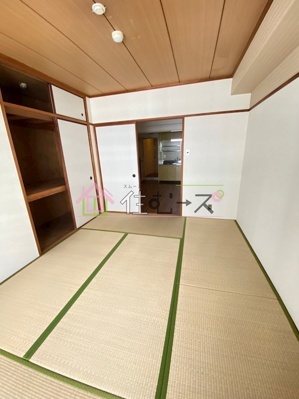 スタークィーン リビング