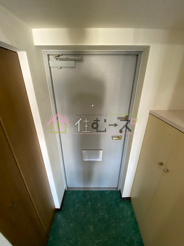 エスリード北梅田第2 玄関