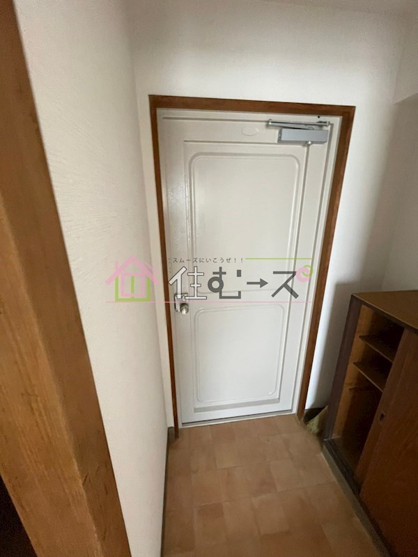 生野ハイツ 玄関