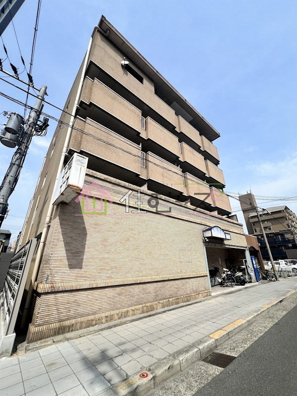 Y'sマンション 外観