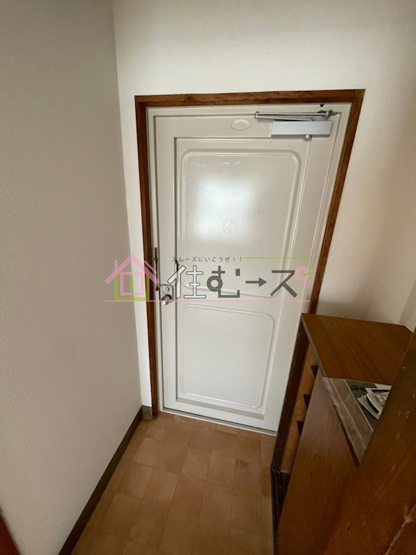 生野ハイツ 玄関