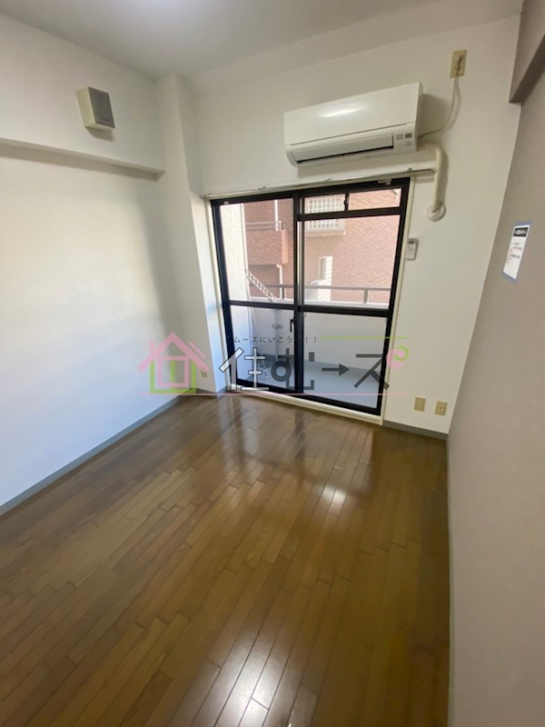 トーカン東淀川キャステール ベッドルーム