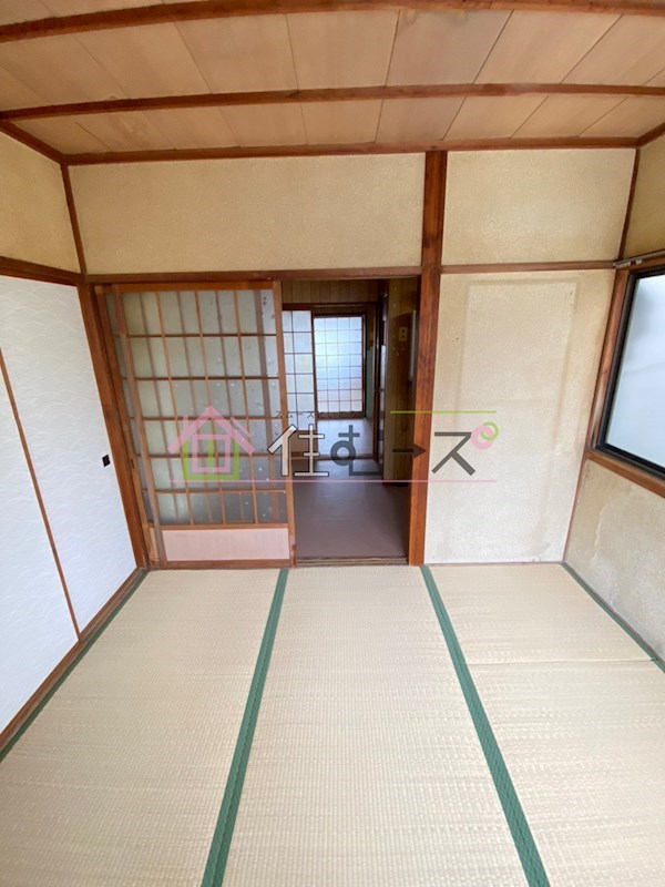 天下茶屋東2丁目貸家 リビング