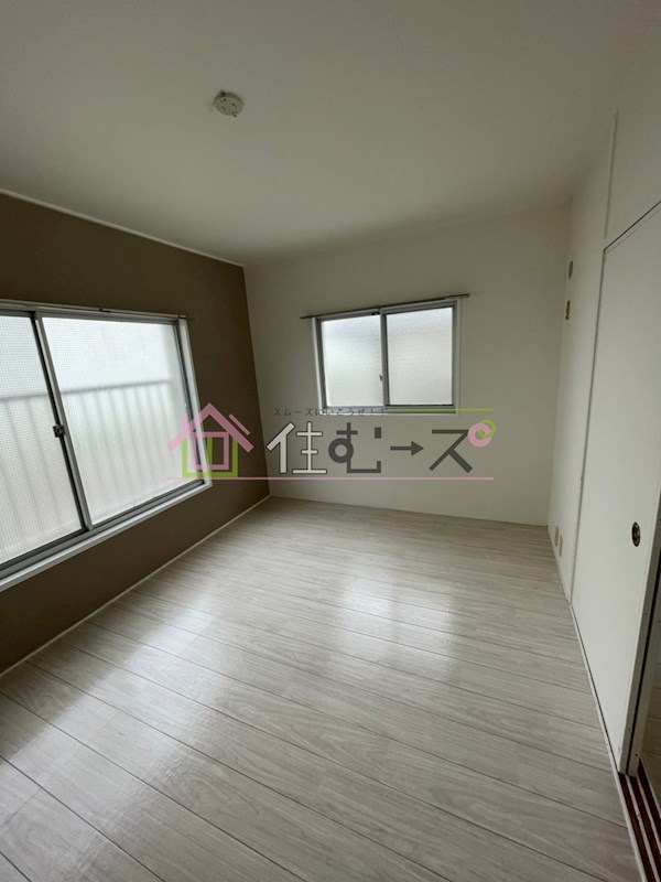 茜マンション ベッドルーム