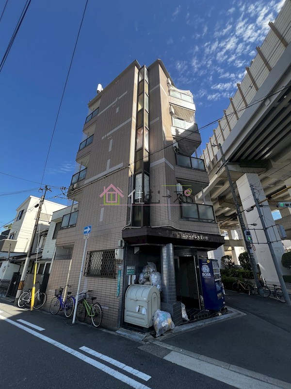 ニューパレス文の里 外観
