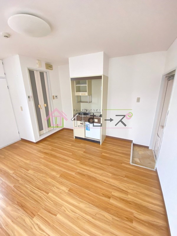 ニューパレス文の里 リビング