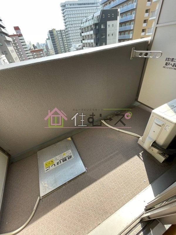 マインズ・コム新北野 ベランダ