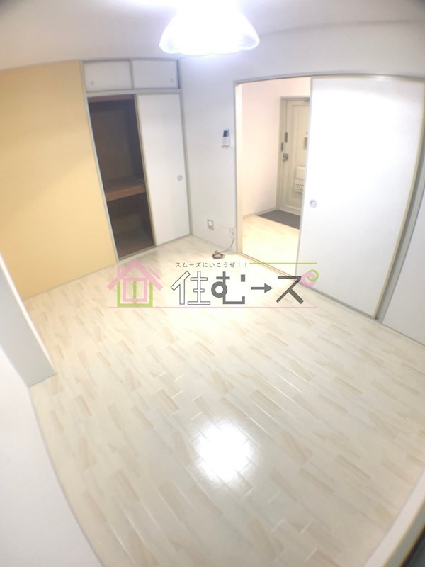 OMレジデンス京橋EAST壱番館 リビング