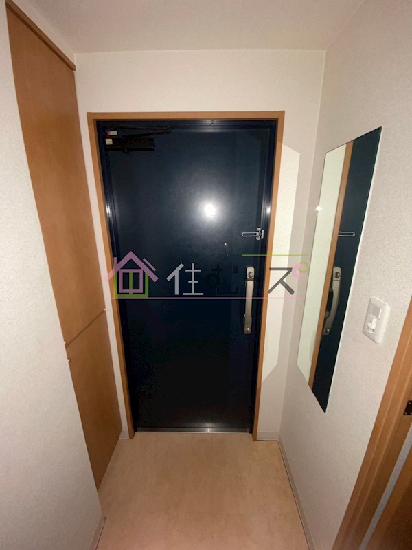 プレサンス難波OCAT前 玄関