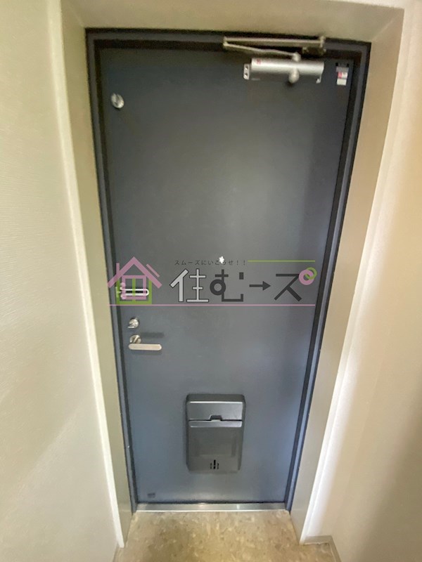 デュウェル東三国 玄関