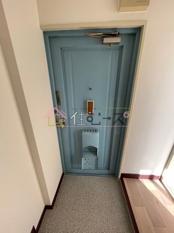 コーポイン長居B棟 玄関