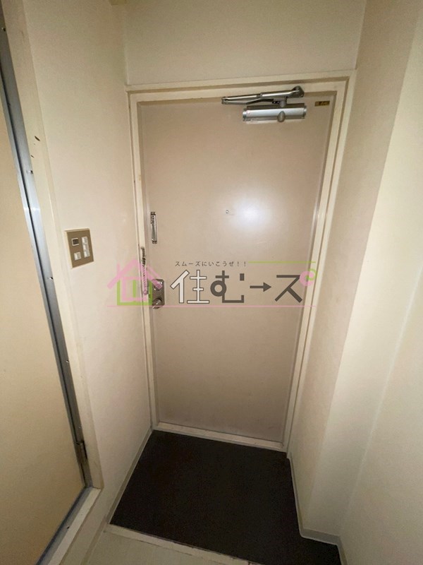 メビウス長居レジデンス 玄関