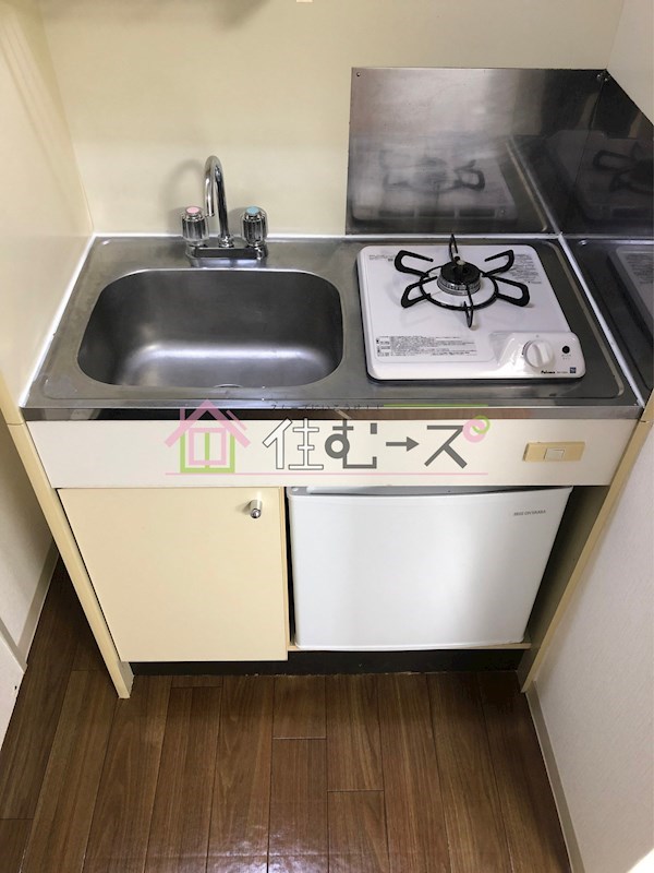 トレンディ岡野 キッチン
