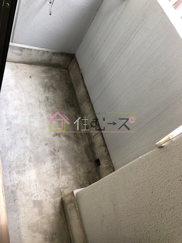 トレンディ岡野 ベランダ