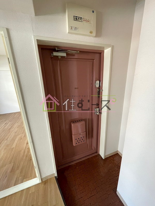 フレグランス久保 玄関