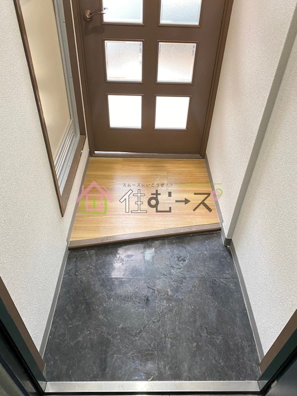 シャンクレール塚本 玄関