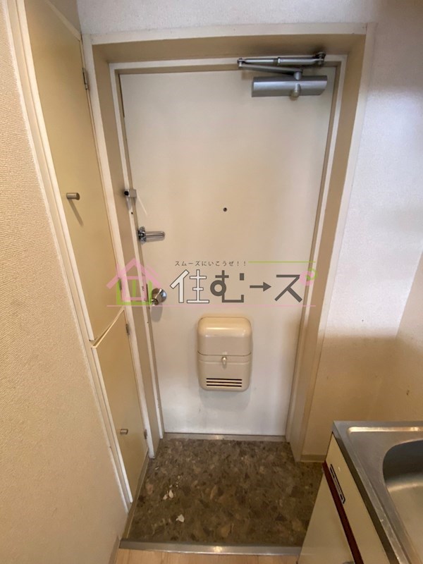 メゾン・ド・サンセール 玄関