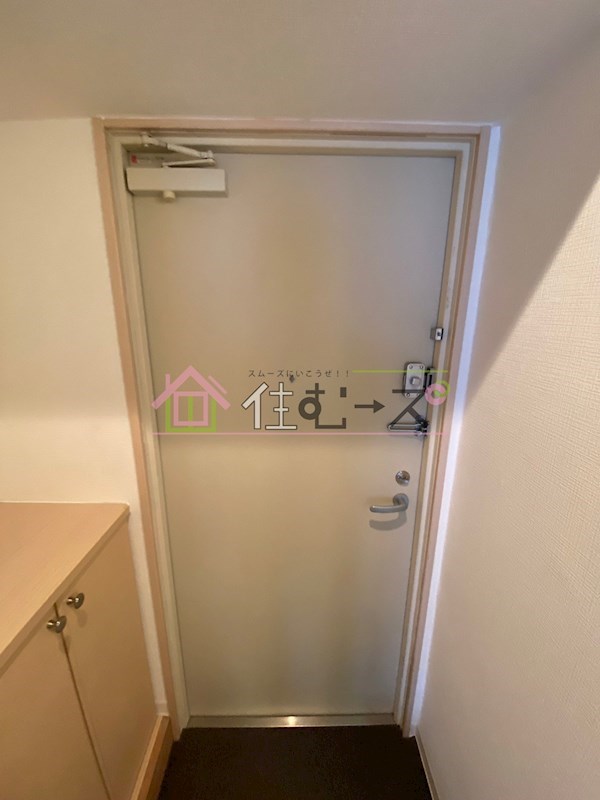 北堀江GGR 玄関