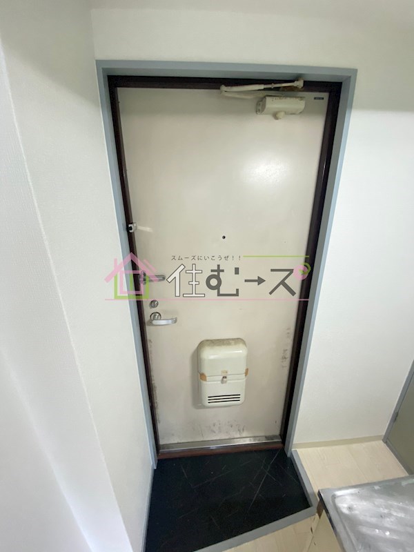 オーキッドコート田辺 玄関