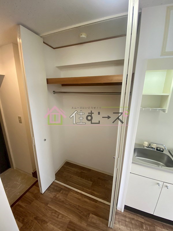 片町コート 収納