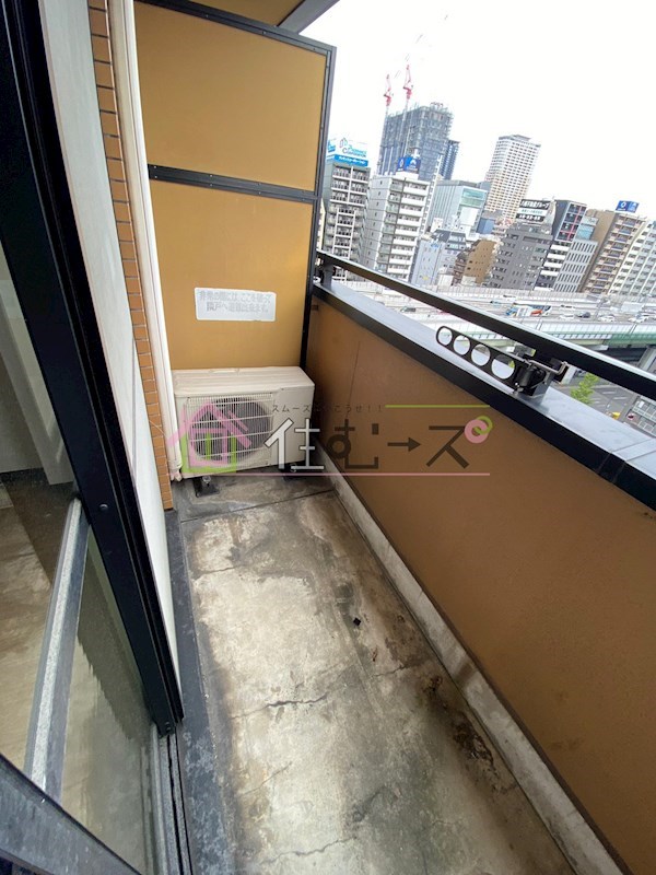 ドミール堺筋本町 ベランダ