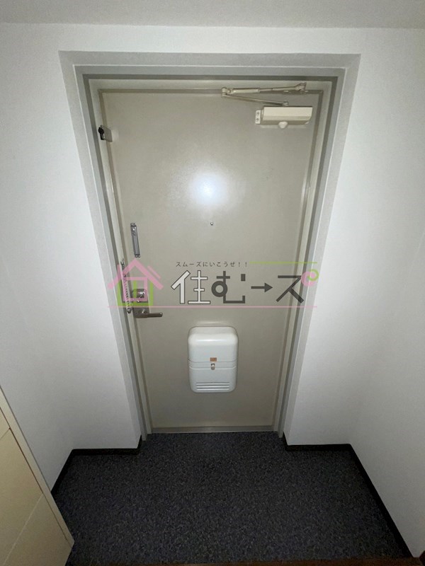 ベルメゾン松田 玄関