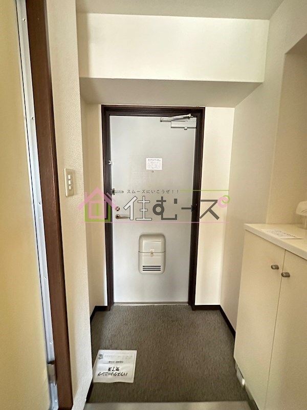 エムロード玉造 玄関