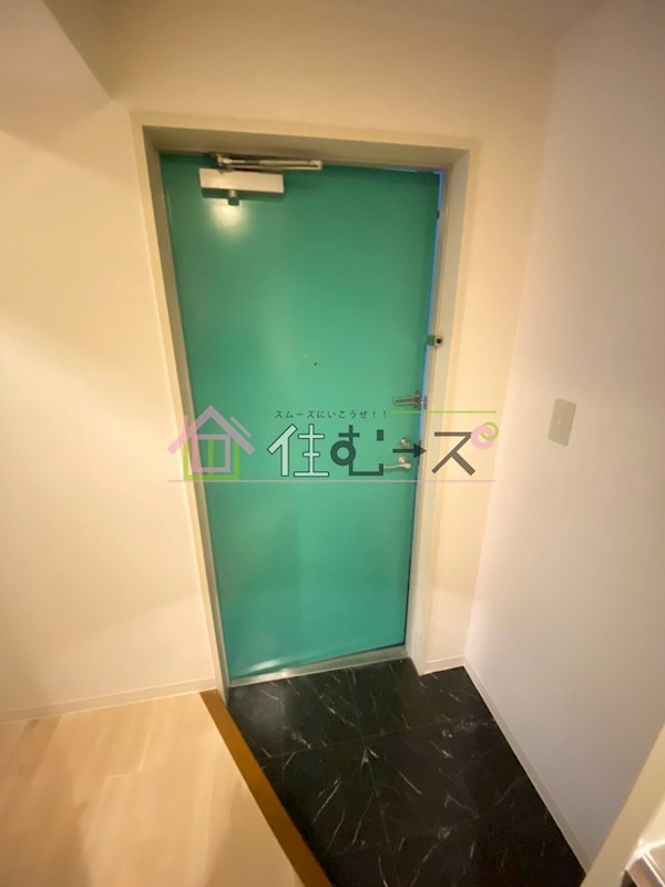 グランディ梅田北 玄関