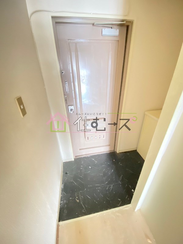 マンション常磐 玄関