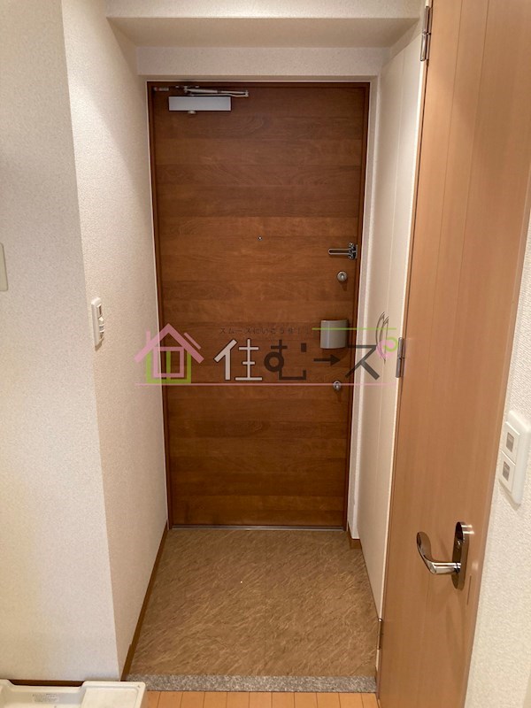 エステムコート難波センチュリオ 玄関