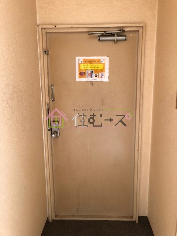 メビウス長居レジデンス 玄関