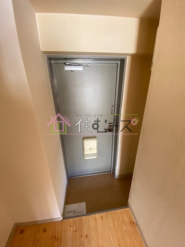 ベルメゾンステラ  玄関