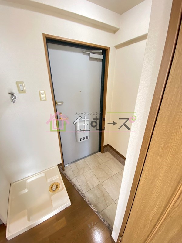 コアロード2000 玄関