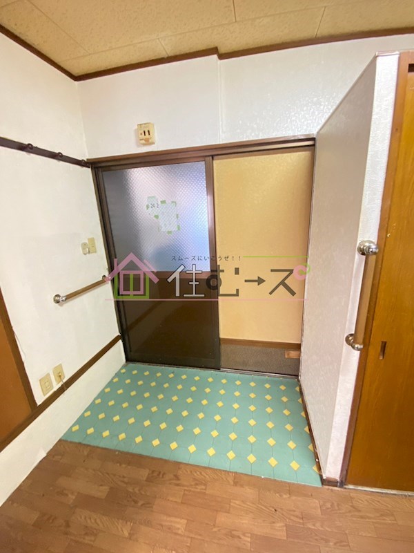 メゾンキトリ 玄関