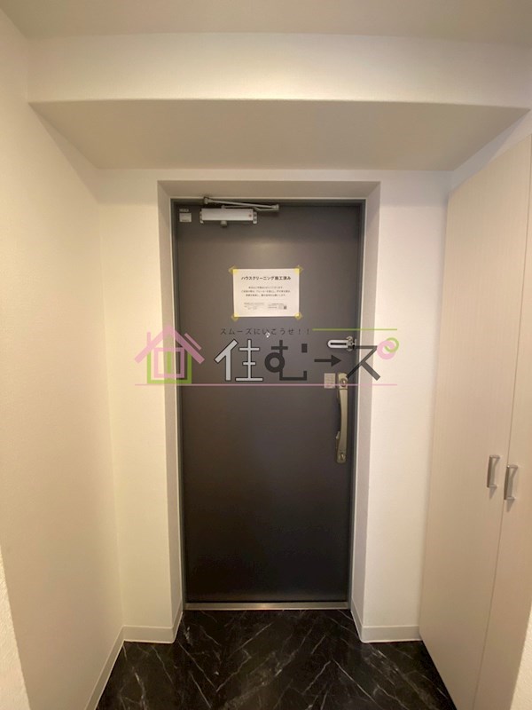 エスリード難波WEST 玄関