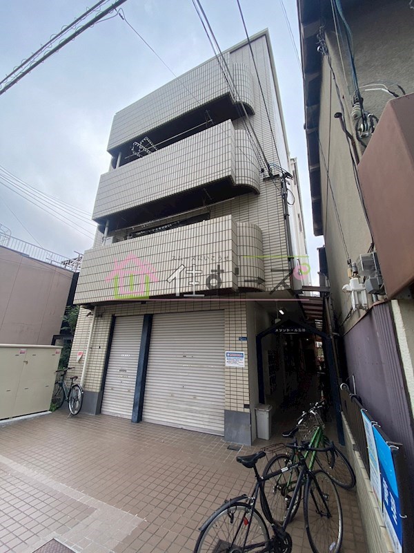 メゾンドール玉出 外観