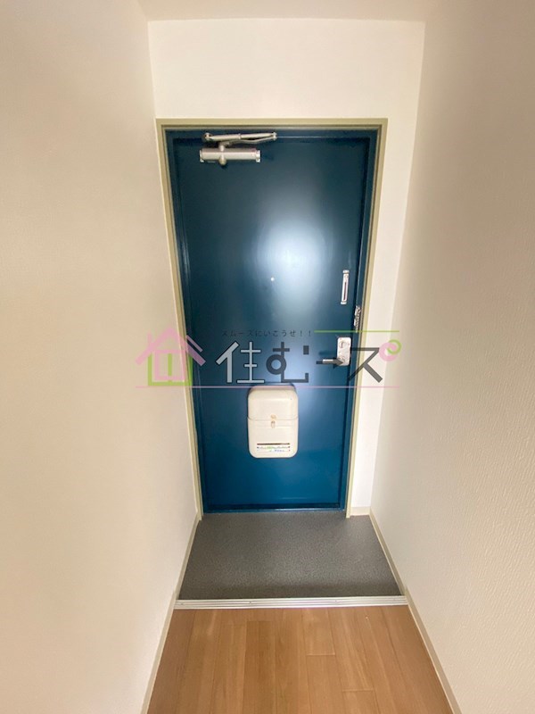 メゾンドール玉出 玄関