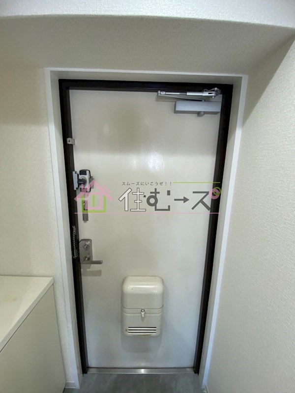 シティガーデン中寺 玄関