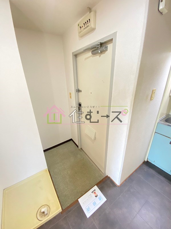 アメニティー新高二番館 玄関