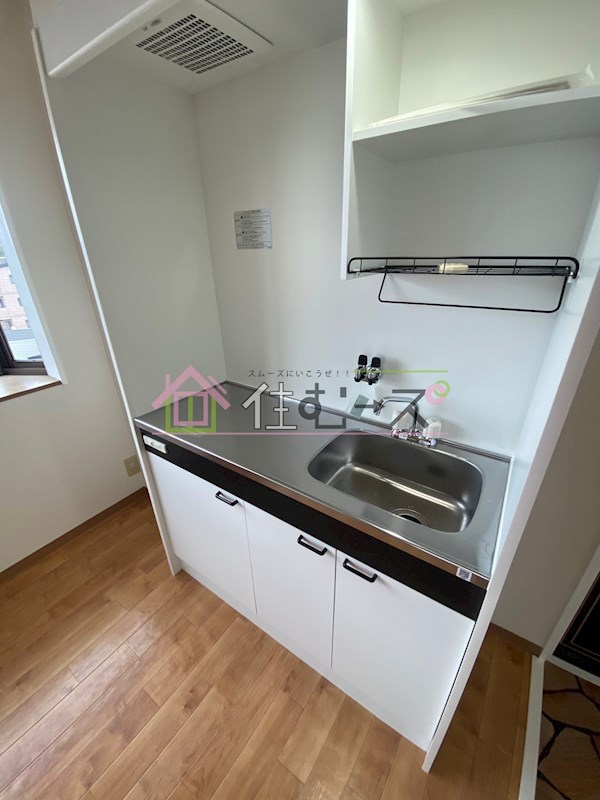 ハイツ上新小松 キッチン