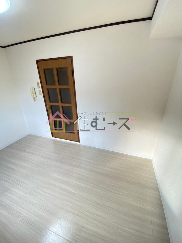 ベストレジデンス天六 リビング