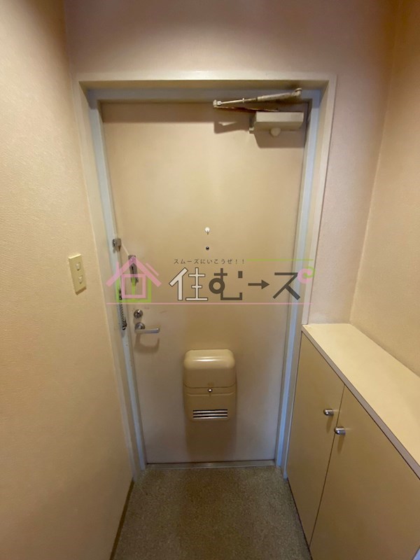 サンピアユタカ岸里東 玄関